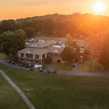 The Club at Five Oaks